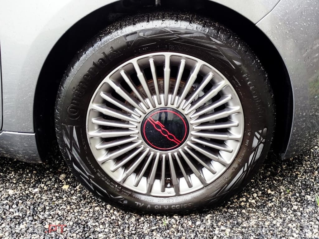 Fiat 500e 23,8kWh Red