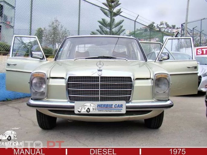 Mercedes-Benz 220 W115 220 D