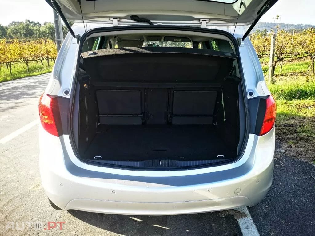 Opel Meriva 1.4 T FlexFluel