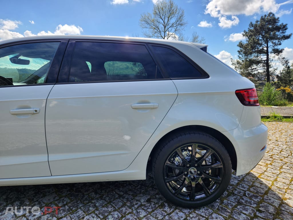 Audi A3 Sportback 30 TDI S tronic