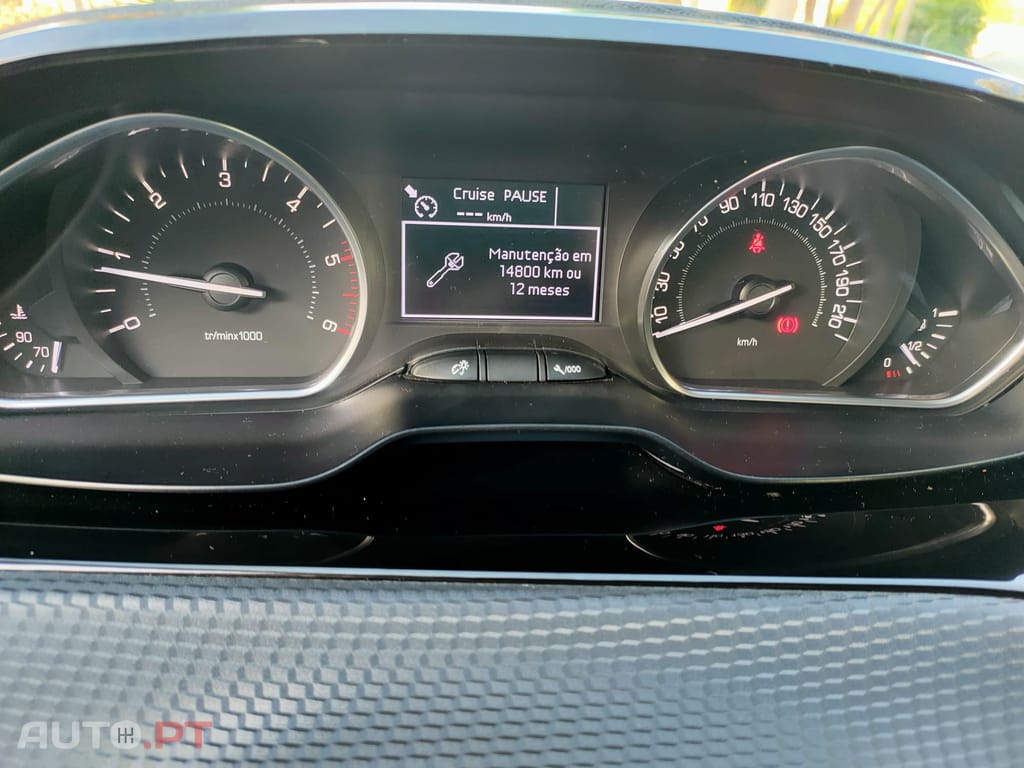 Peugeot 208 1.6 Blue HDi