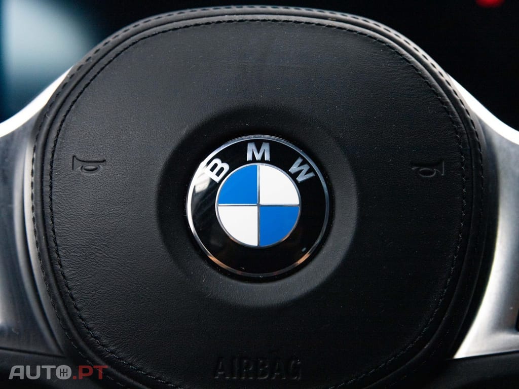 BMW 330 e Touring Pack M Auto