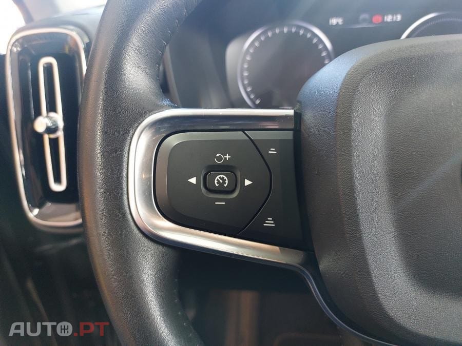 Volvo XC40 1.5 T5 PHEV R-Design Expression