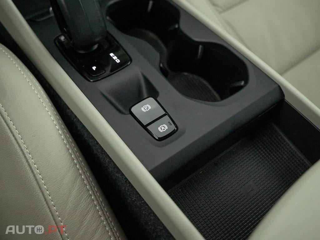 Volvo XC40 1.5 T4 PHEV Inscription Expression