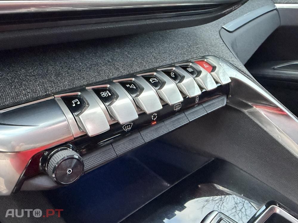 Peugeot 3008 1.6 BlueHDi Allure Grip Control EAT6