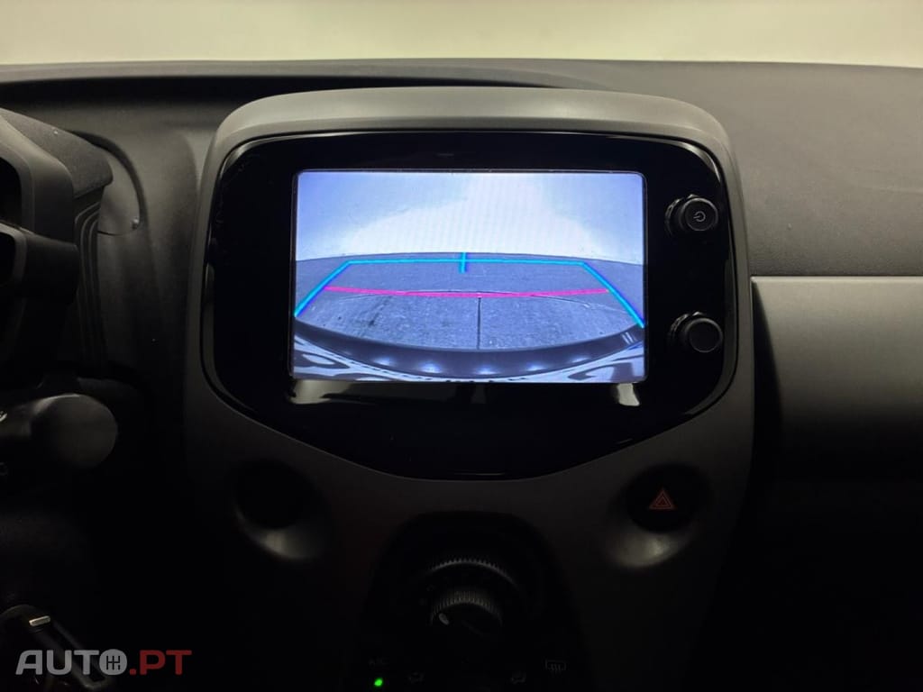 Toyota Aygo 1.0 VVT-i x