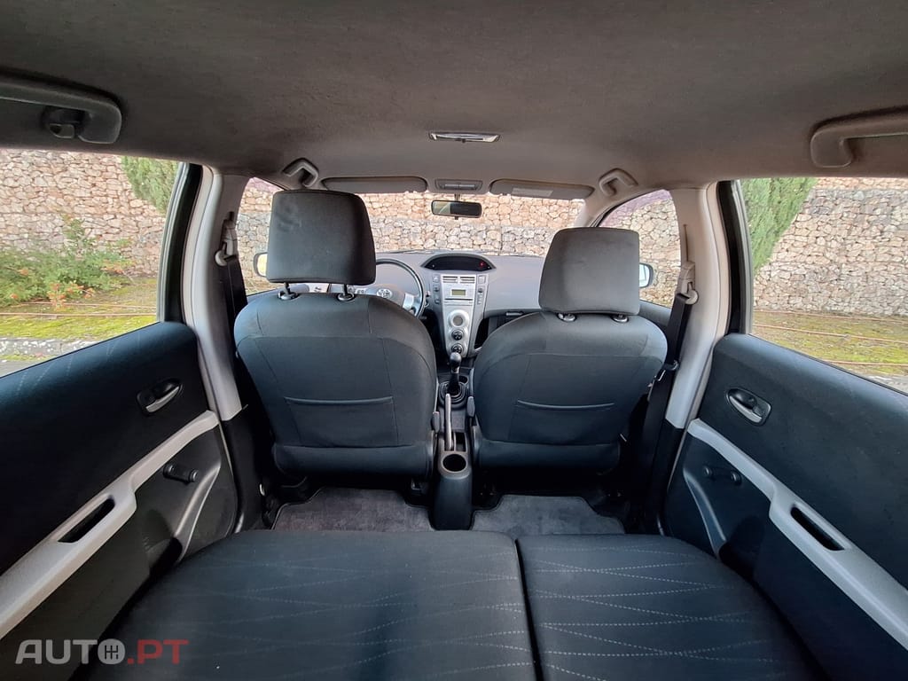 Toyota Yaris 1.0 VVT-i Sol High Pack