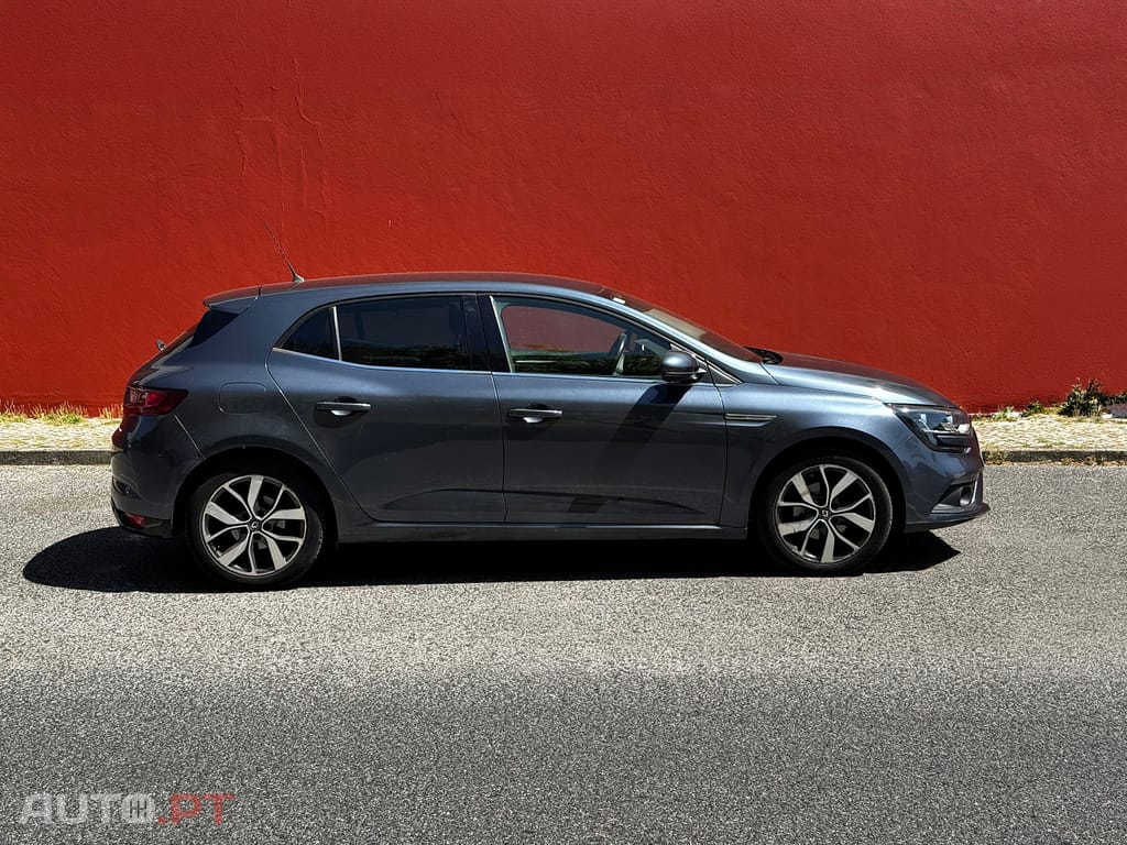Renault Mégane 1.5 blue dci bose edition