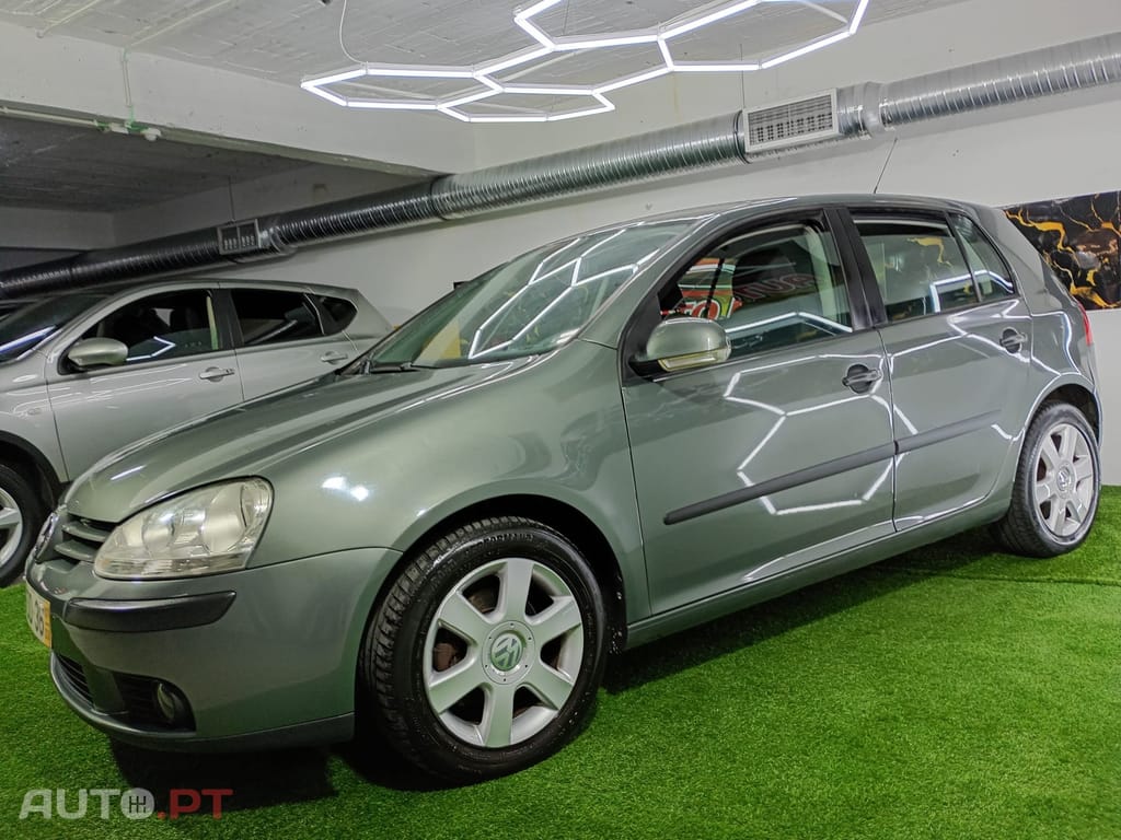 Volkswagen Golf 1.9 TDi 6V Confortline