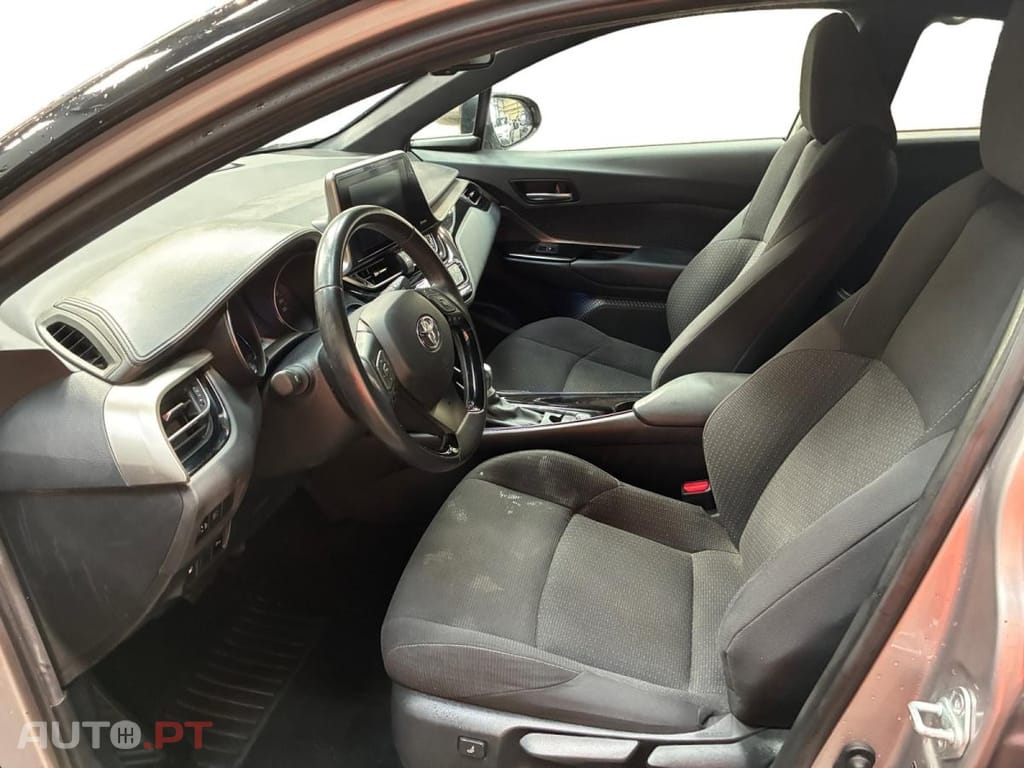 Toyota C-HR 1.8 Hybrid Design