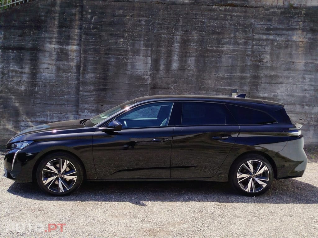 Peugeot 308 SW 1.2 PureTech Allure Full LED