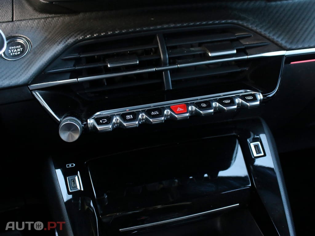 Peugeot 208 1.2 PureTech GT EAT8