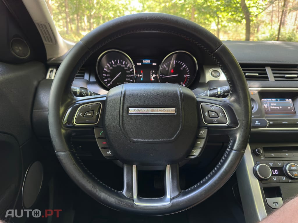 Land Rover Evoque 2.2 eD4 Dynamic