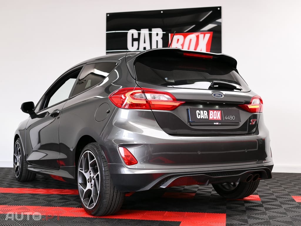 Ford Fiesta 1.5 EcoBoost S&S ST X