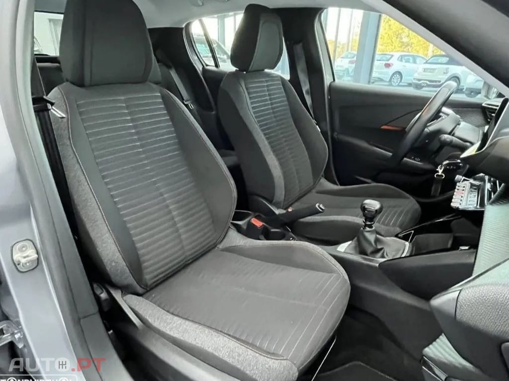 Peugeot 208 1.2 PureTech Active Pack — fotografia 18