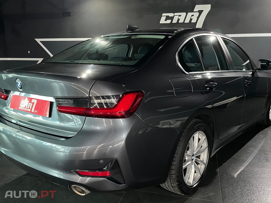 BMW 330 e iPerformance Advantage