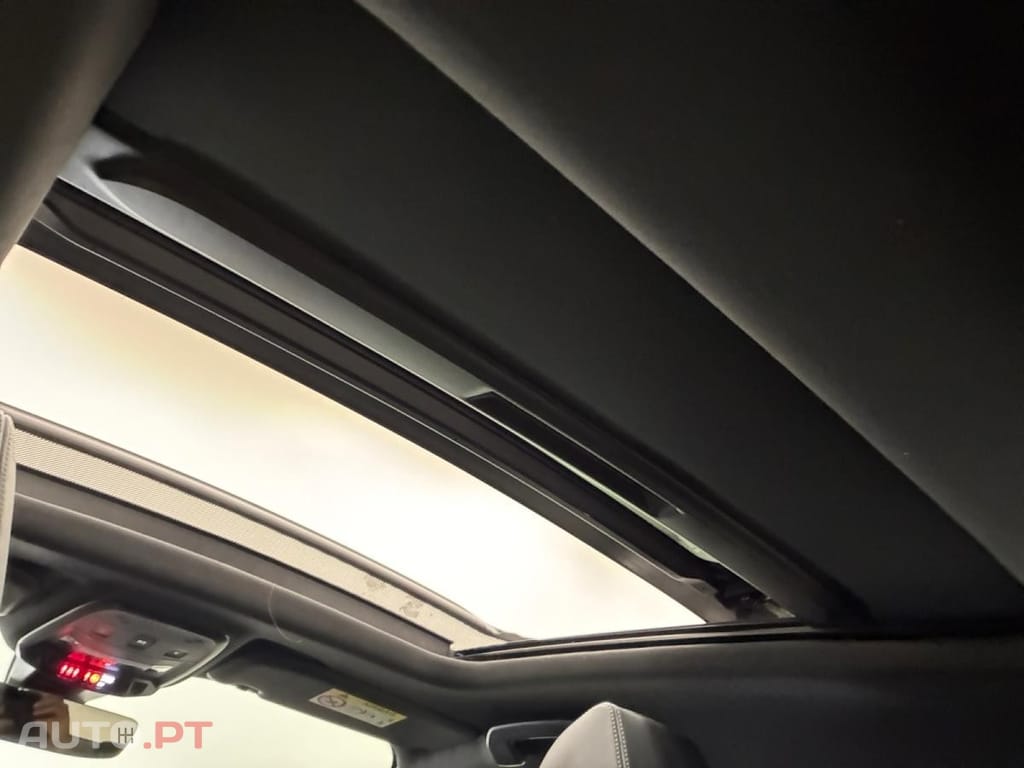 Peugeot E-2008 50 kWh GT Pack