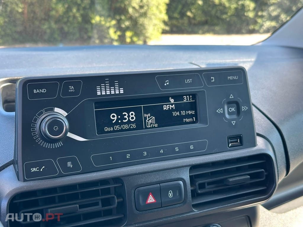 Opel Combo Outro