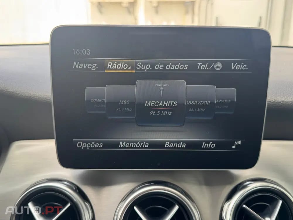 Mercedes-Benz GLA 200 d 7G-DCT AMG Line