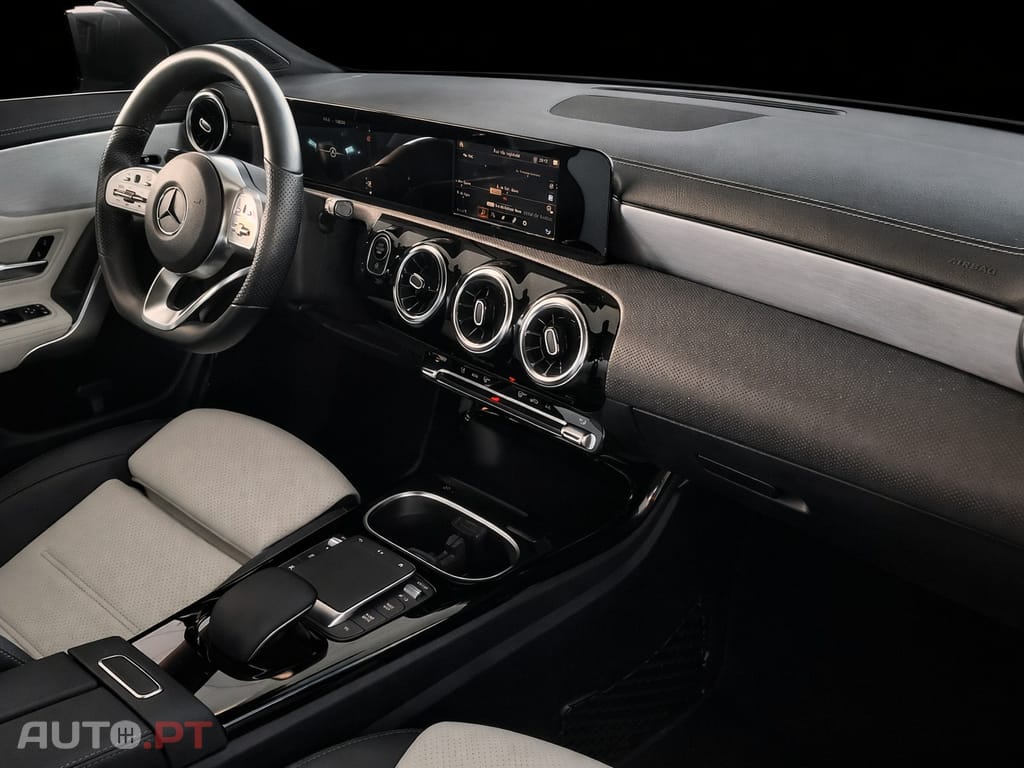 Mercedes-Benz CLA 220 d Shooting Brake AMG Line Aut.