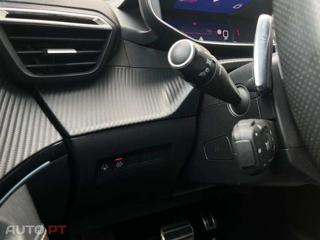 Peugeot 2008 GTLINE 1.5 BlueHdi EAT8