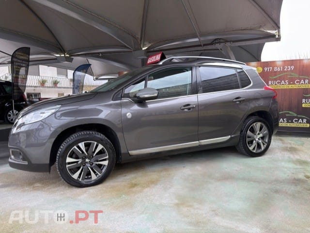 Peugeot 2008 PureTech 82 Signature