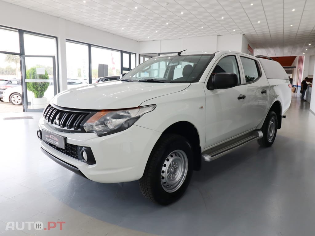 Mitsubishi L200 2.4 DI-D CD 4Kaizen Space Cab 3L 4WD