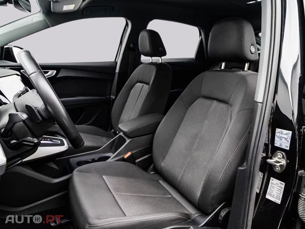 Audi Q4 E-Tron SPORTBACK 40 S LINE 20 I.V.A DEDUTÍVEL