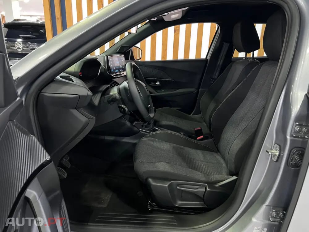Peugeot 2008 1.2 PureTech Style
