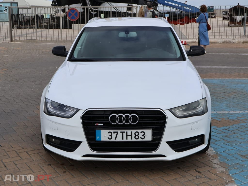 Audi A4 Avant 2.0 TDI S tronic
