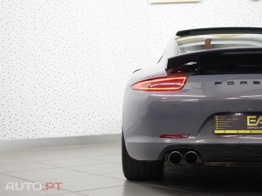 Porsche 911 Carrera 2 PDK