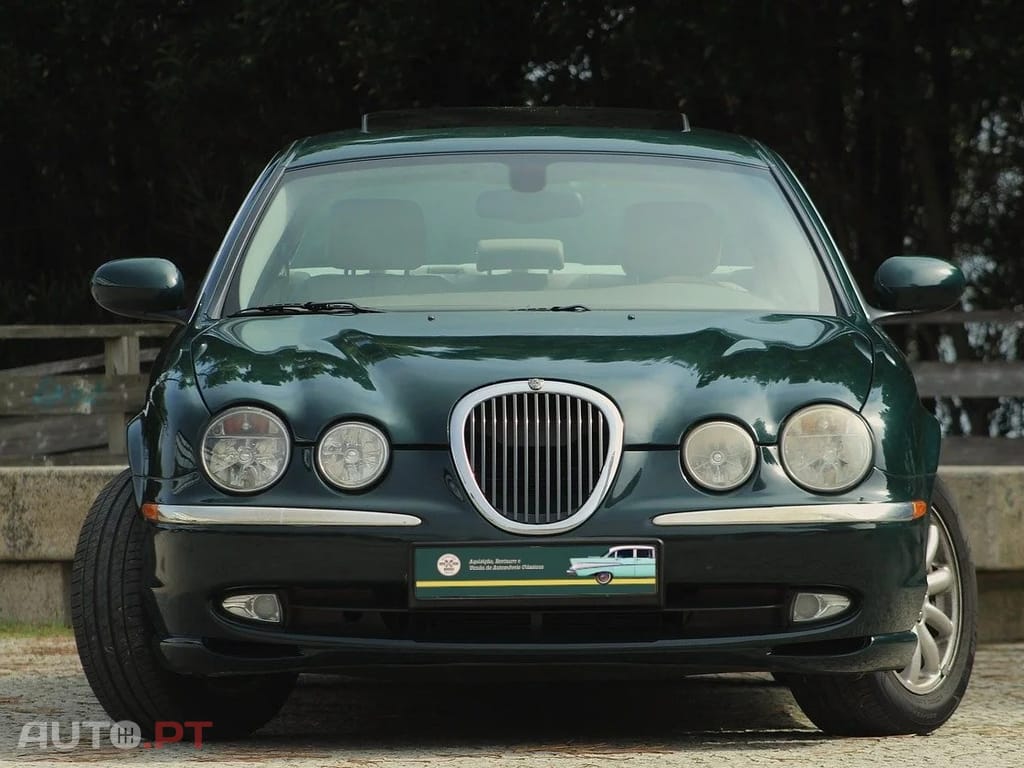 Jaguar S-Type 2.5 V6 Executive