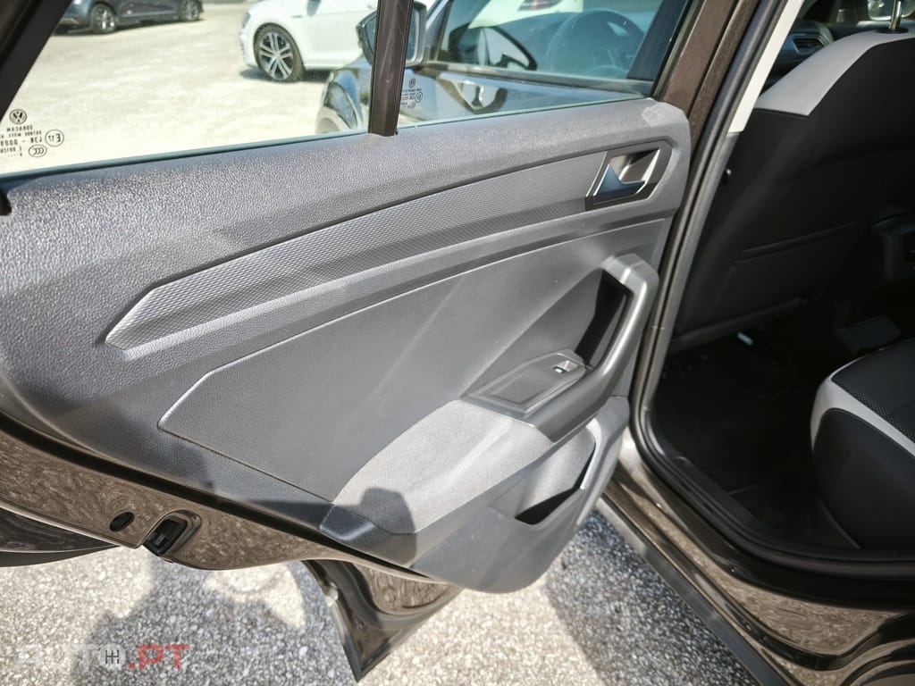 Volkswagen T-Roc 1.5 TSI Sport