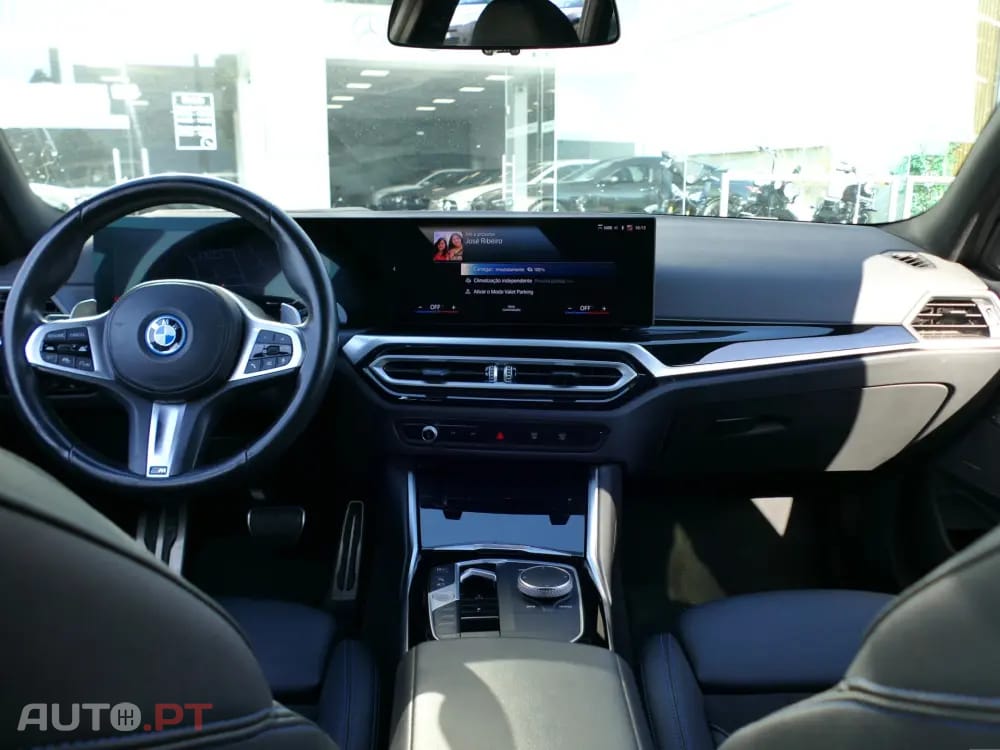 BMW 330 e Pack Desportivo M Auto