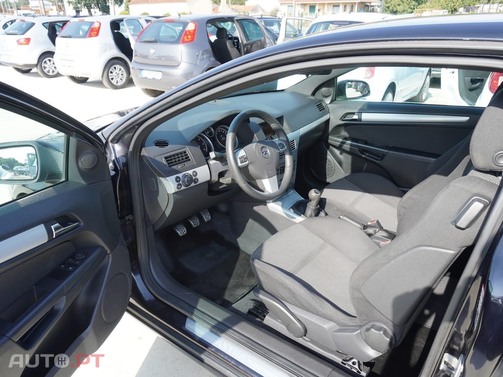 Opel Astra GTC 1.7 CDTi