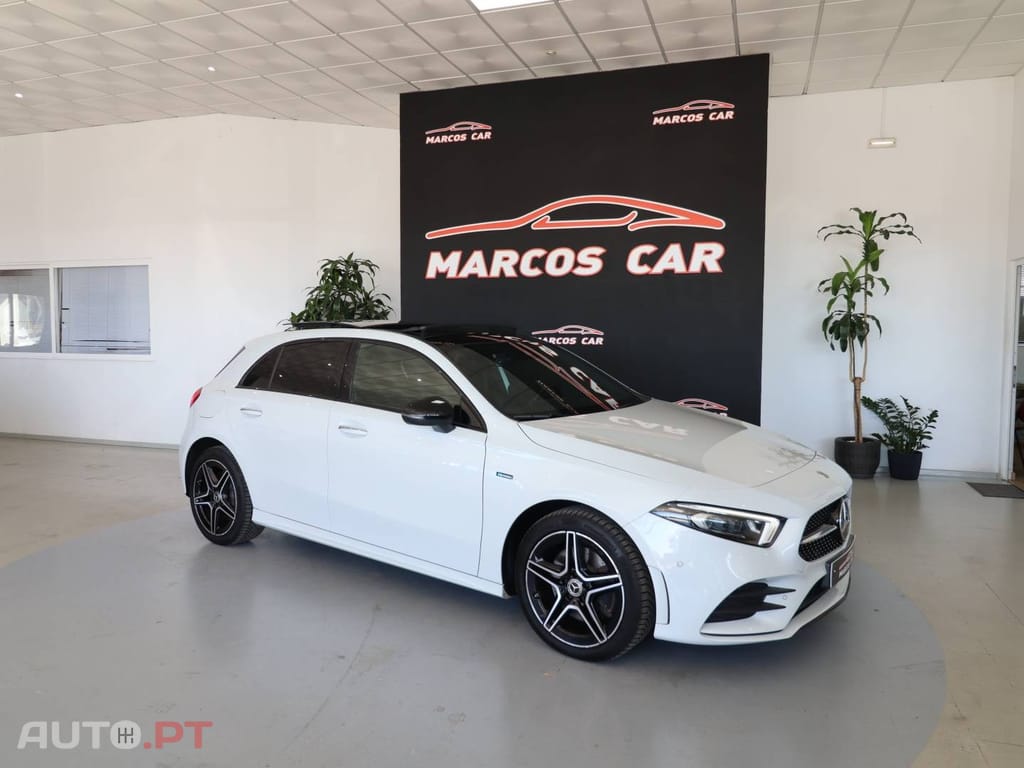 Mercedes-Benz A 250 e 8G-DCT AMG Line