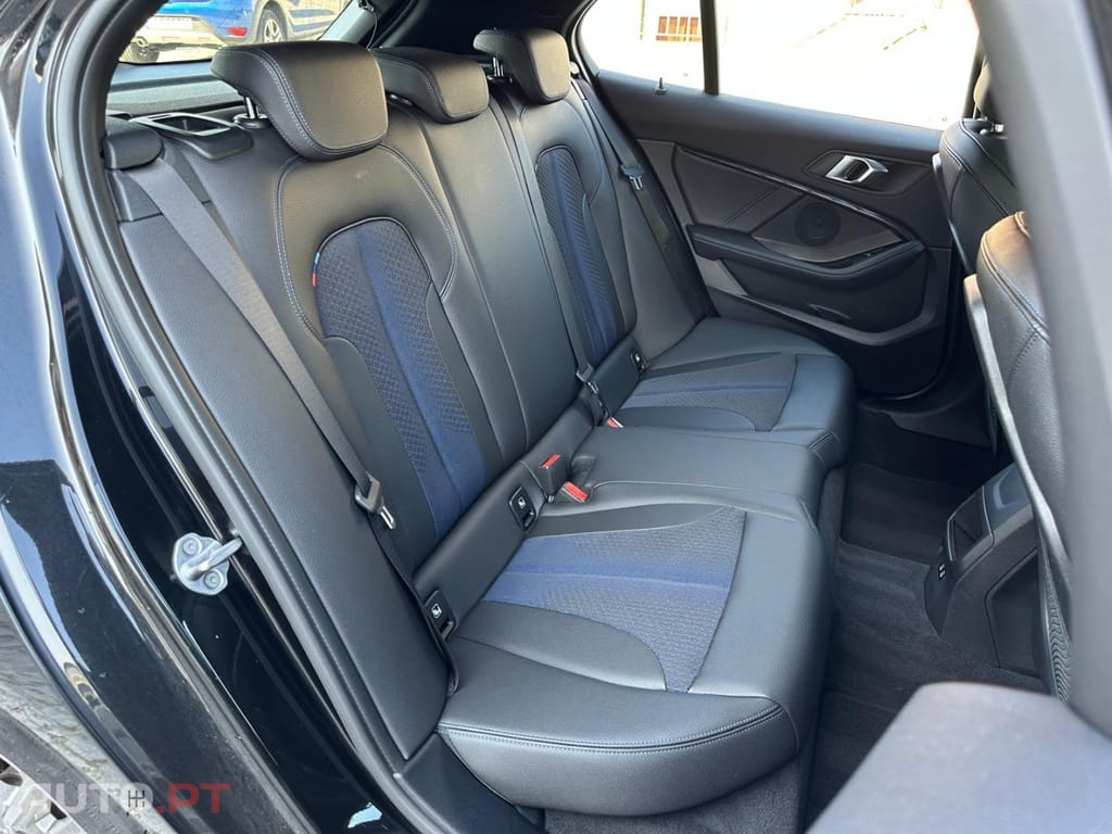 BMW 116 d Pack Desportivo M