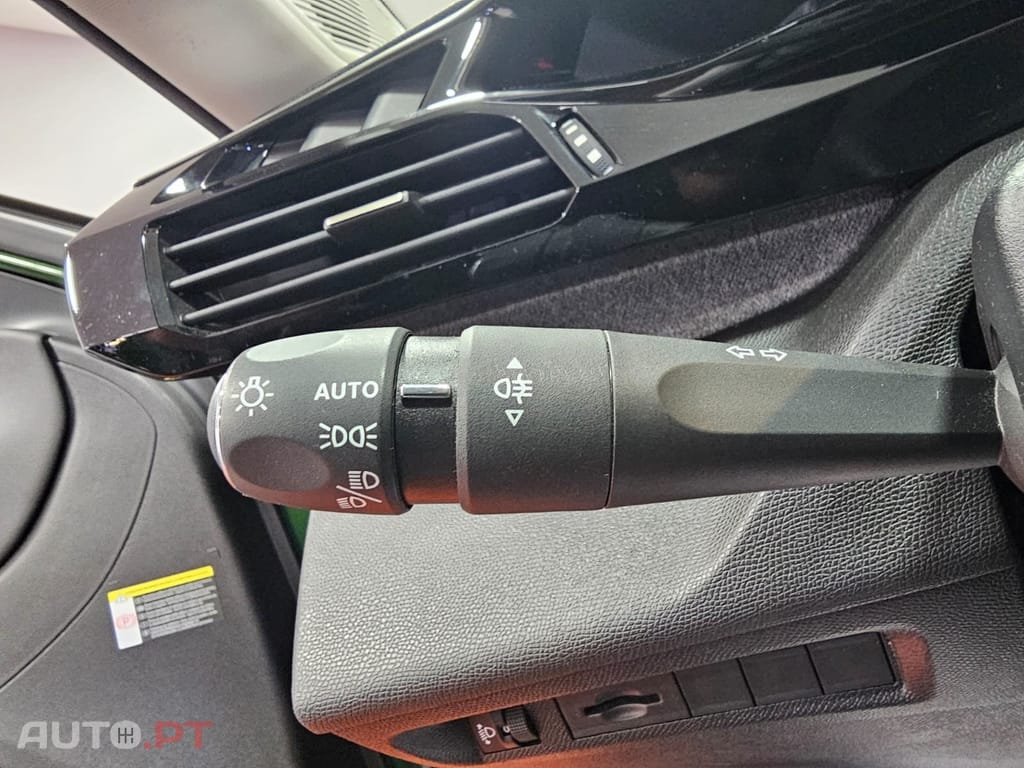 Peugeot 308 1.2 PureTech Allure EAT8