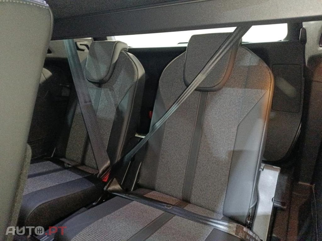 Peugeot 5008 1.5 BlueHDi Allure