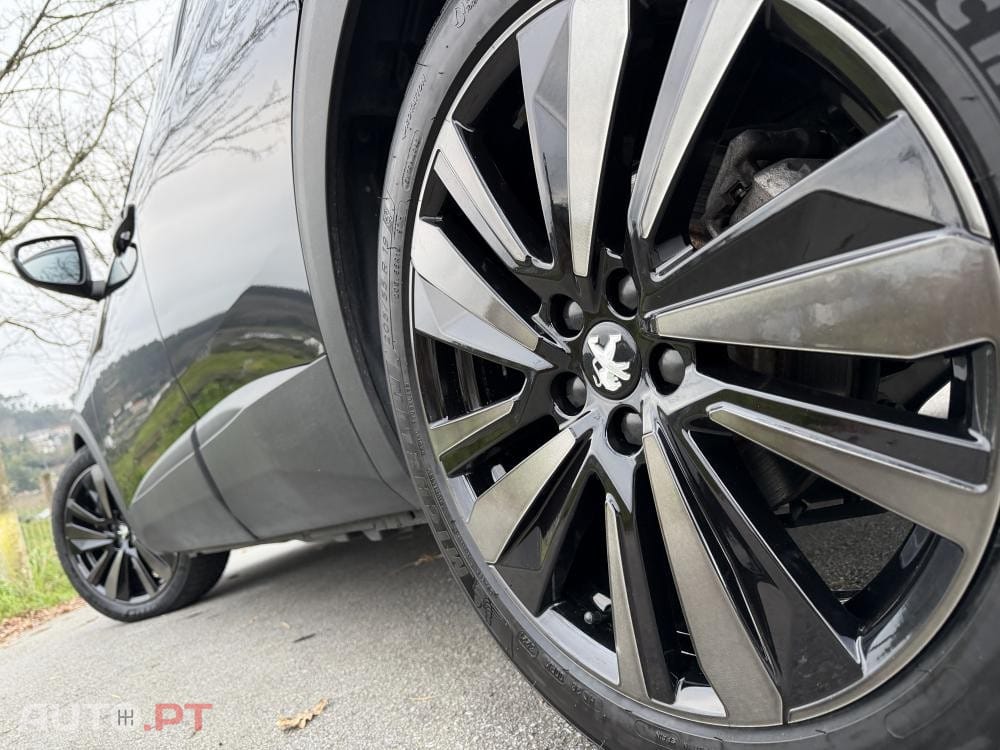 Peugeot 3008 1.6 Hybrid GT Pack e-EAT8