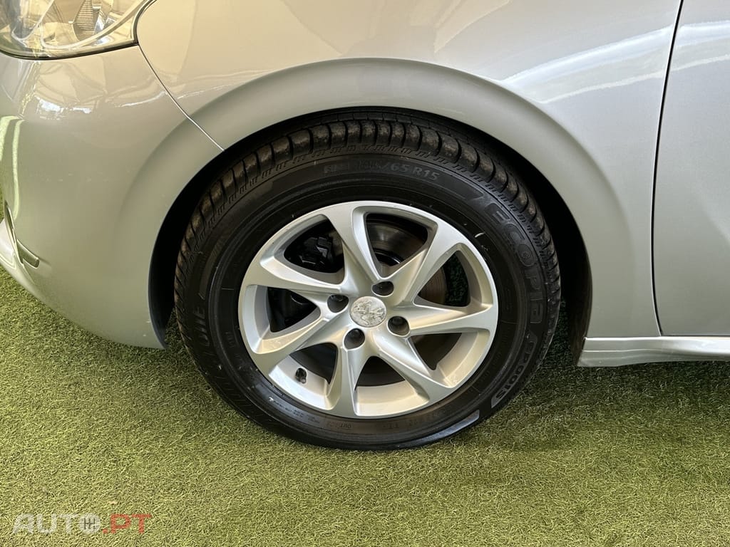 Peugeot 208 1.2 VTi Active