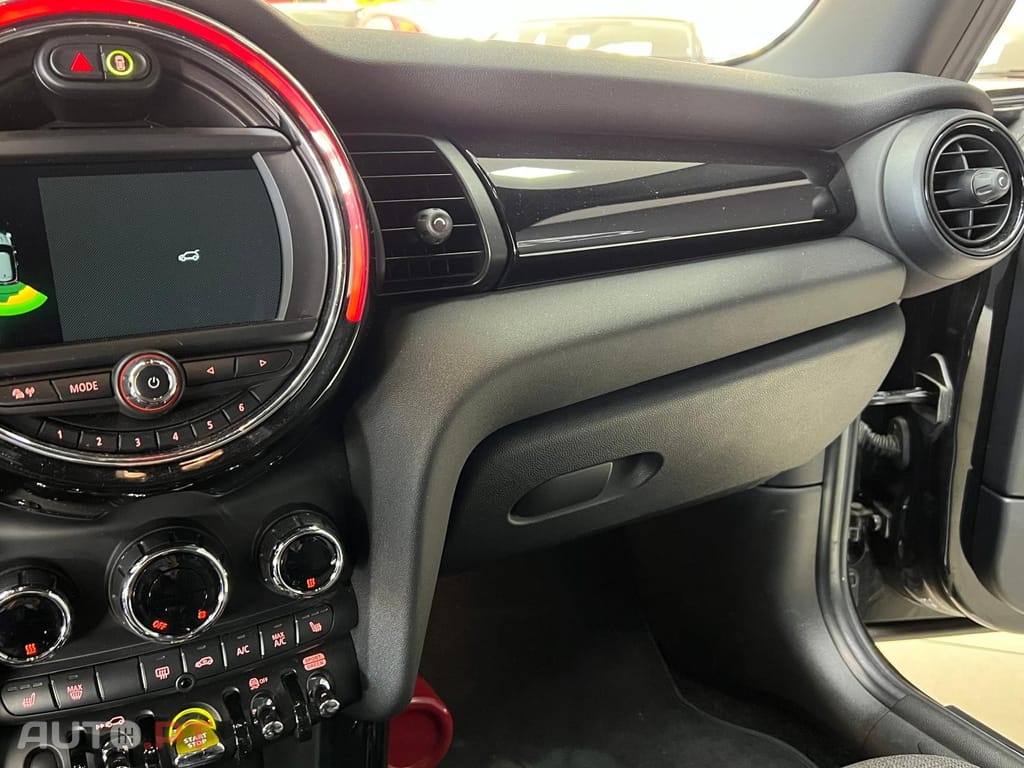 MINI Cooper SE