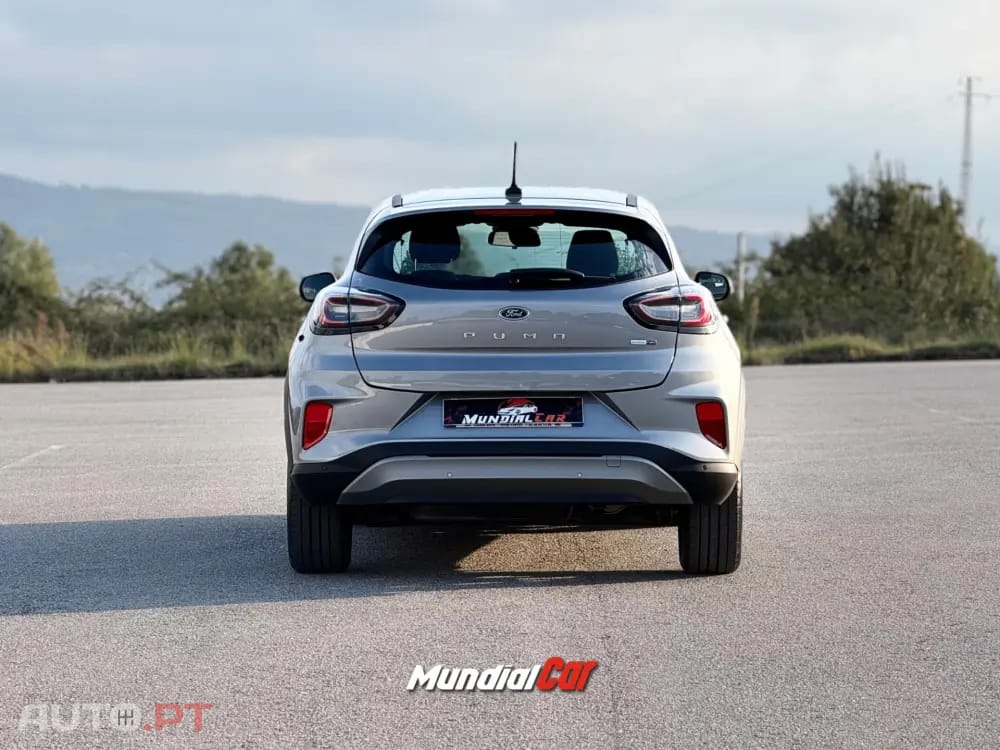 Ford Puma 1.0 EcoBoost MHEV Titanium