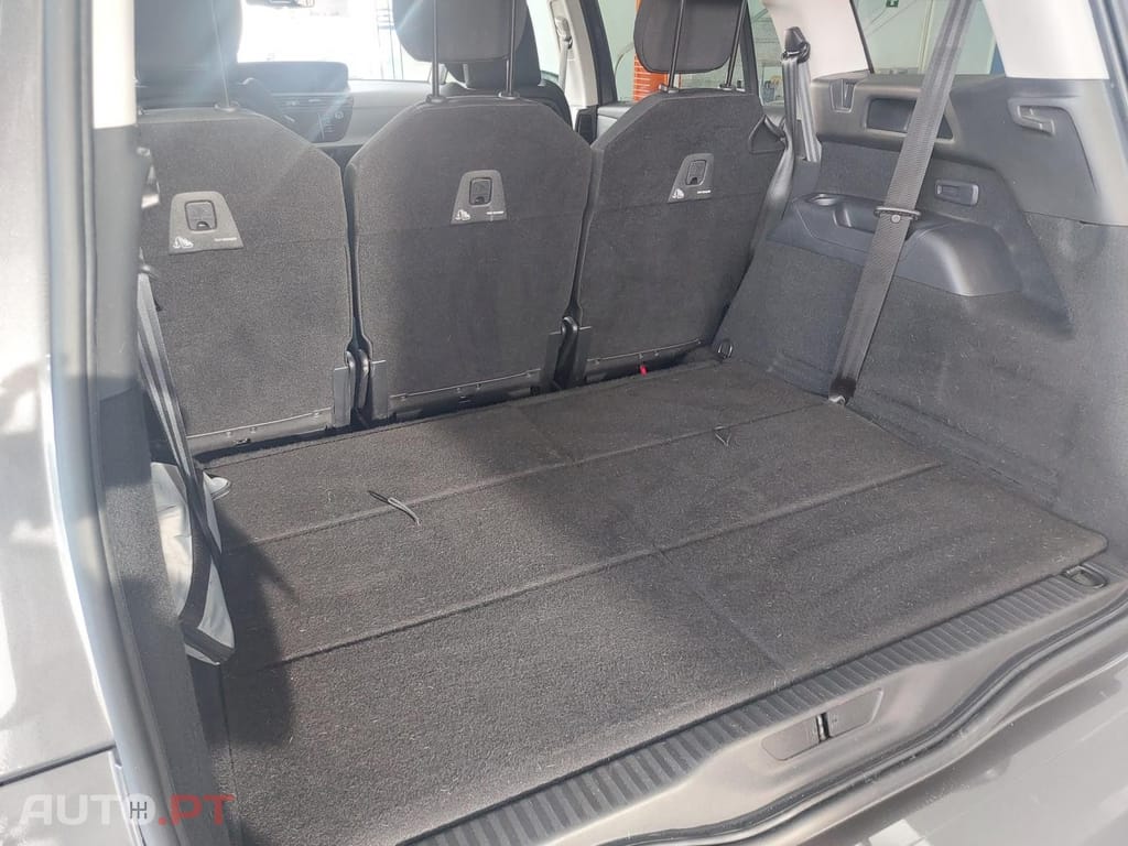 Citroën Grand C4 Spacetourer 1.2 PureTech Feel — fotografia 24