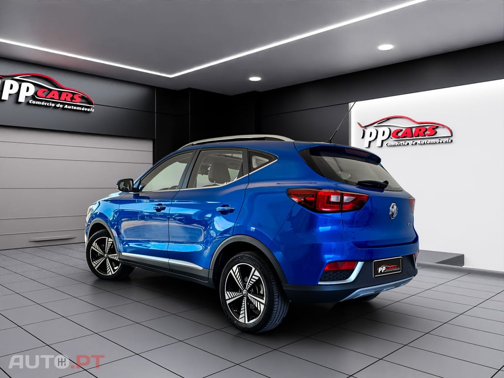 MG ZS 44.5 kWh Luxury
