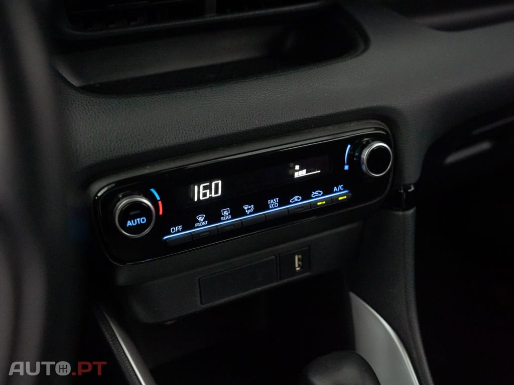 Toyota Yaris 1.5 HDF Comfort Plus