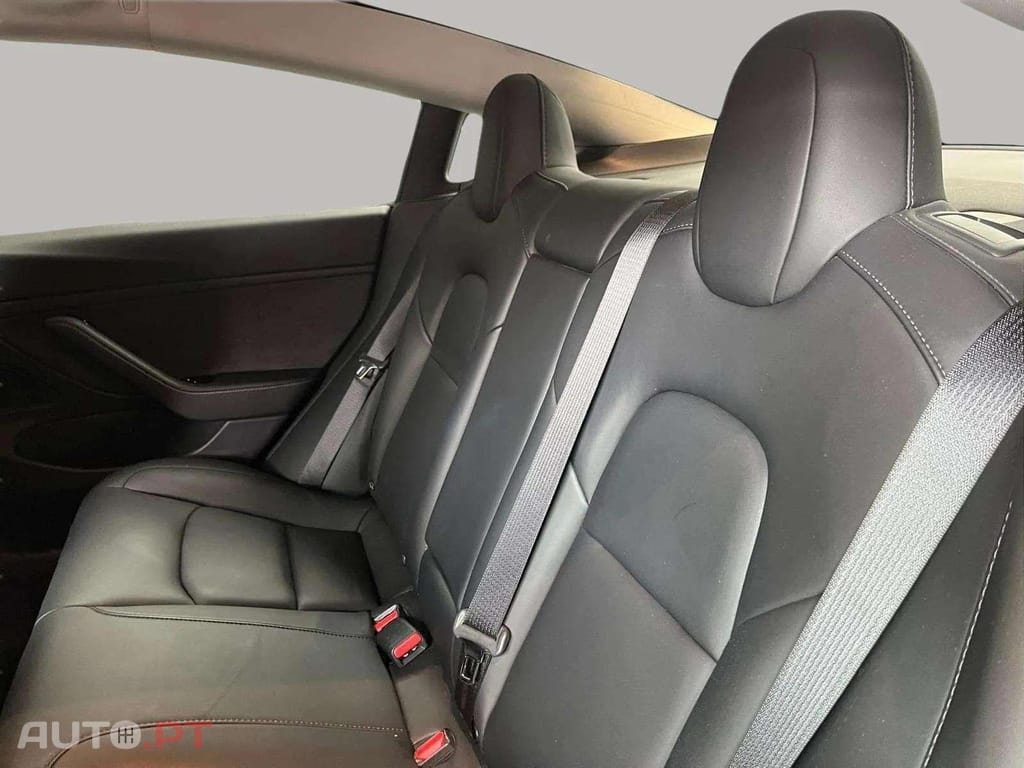 Tesla Model 3 Standard Range