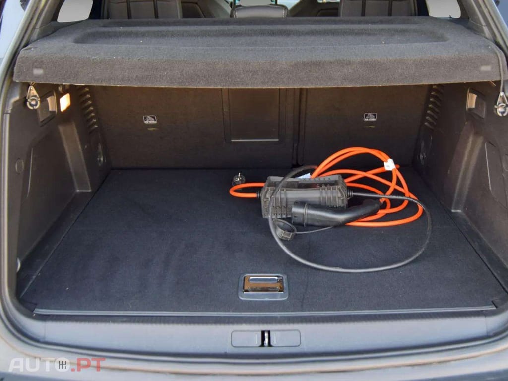 Peugeot 3008 1.6 Hybrid GT e-EAT8