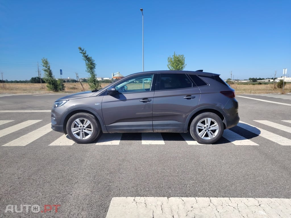 Opel Grandland (X) 130 CV START & STOP  ELEGANCE  1 DONO LIQUIDAÇÃO DE STOCK - PREÇOS PROMOCIONAIS 5 DIAS DE PREÇOS INCRÍVEIS