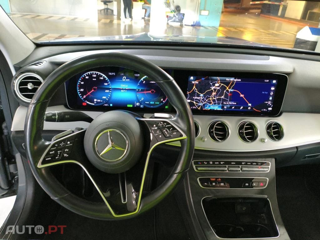 Mercedes-Benz E 220